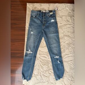 Abercrombie & Fitch Ankle Jean High Rise Jeans